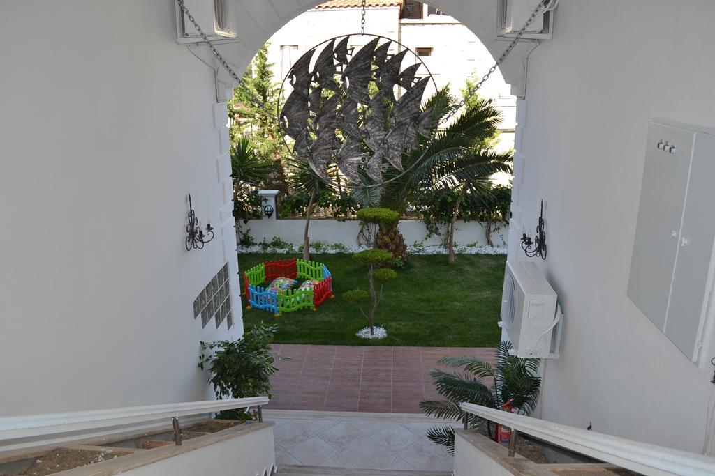 Lapis Port Surf Hotel Alacati Exterior foto