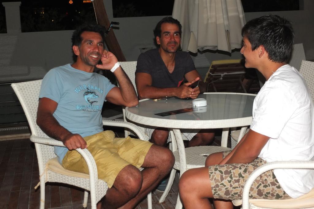 Lapis Port Surf Hotel Alacati Exterior foto